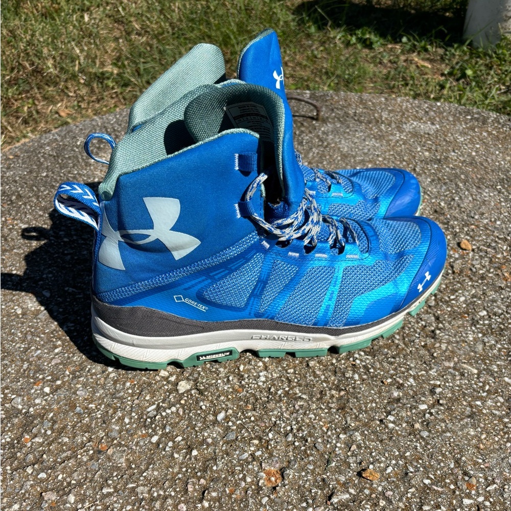 Under Armour Boots Size 10